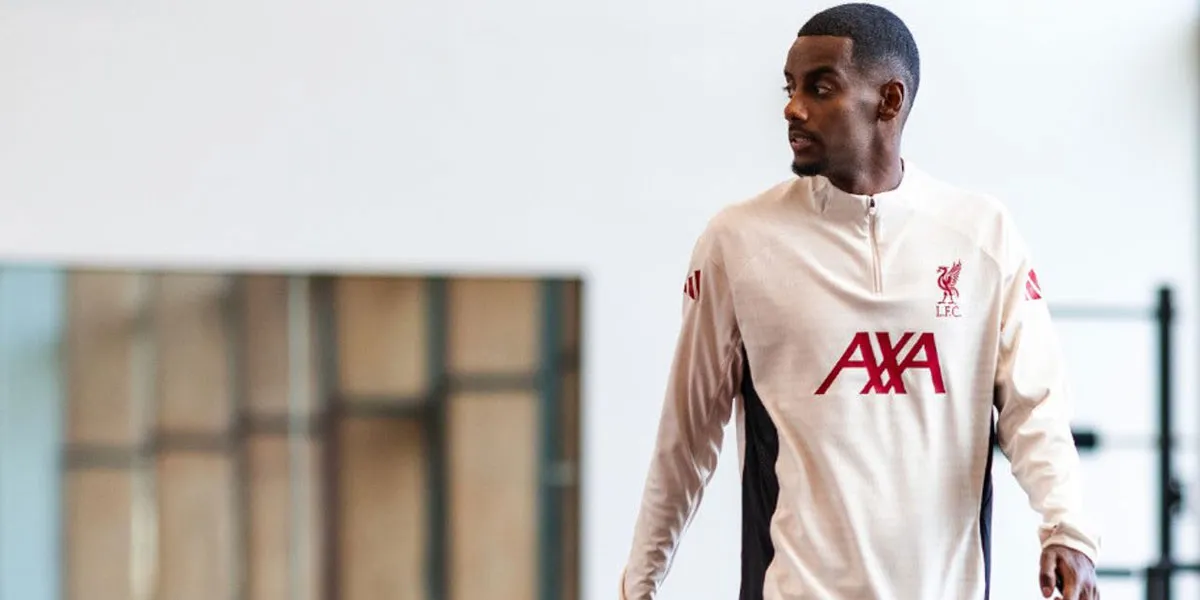 Alexander-Isak-Ditahan-Pelatih-Swedia,-Liverpool-Tunggu-Debutnya